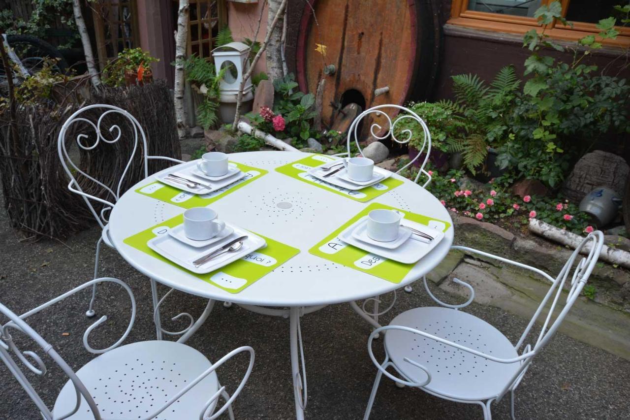Chez Cecile Bed And Breakfast Chez Le Vigneron 콜마 외부 사진