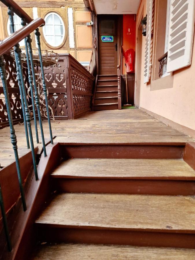 Chez Cecile Bed And Breakfast Chez Le Vigneron 콜마 외부 사진