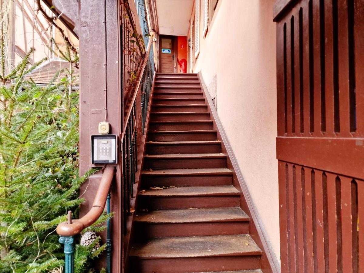 Chez Cecile Bed And Breakfast Chez Le Vigneron 콜마 외부 사진